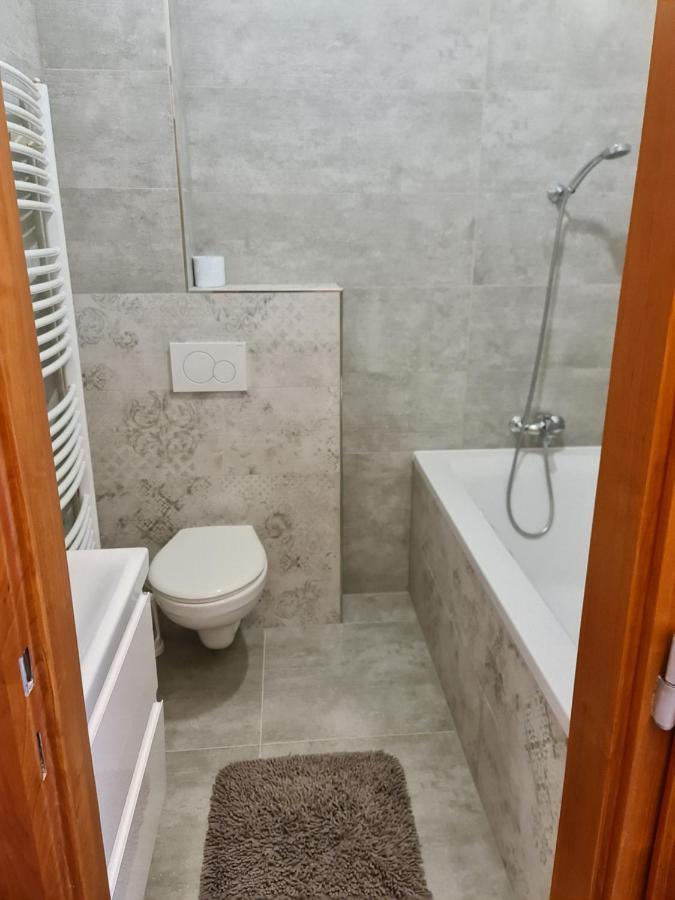 Hotel Koruna Rožnov pod Radhoštěm Zewnętrze zdjęcie
