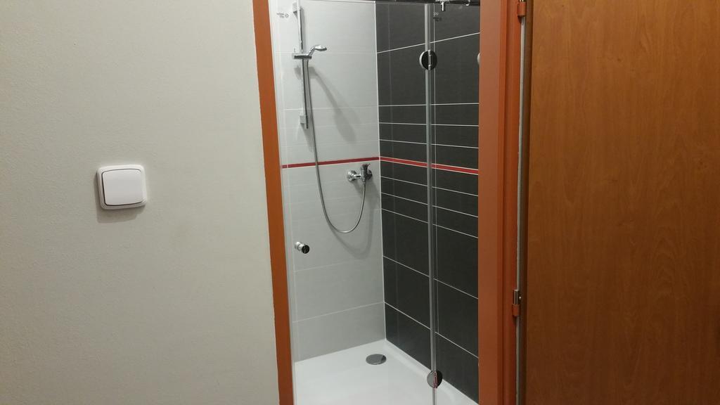 Hotel Koruna Rožnov pod Radhoštěm Zewnętrze zdjęcie