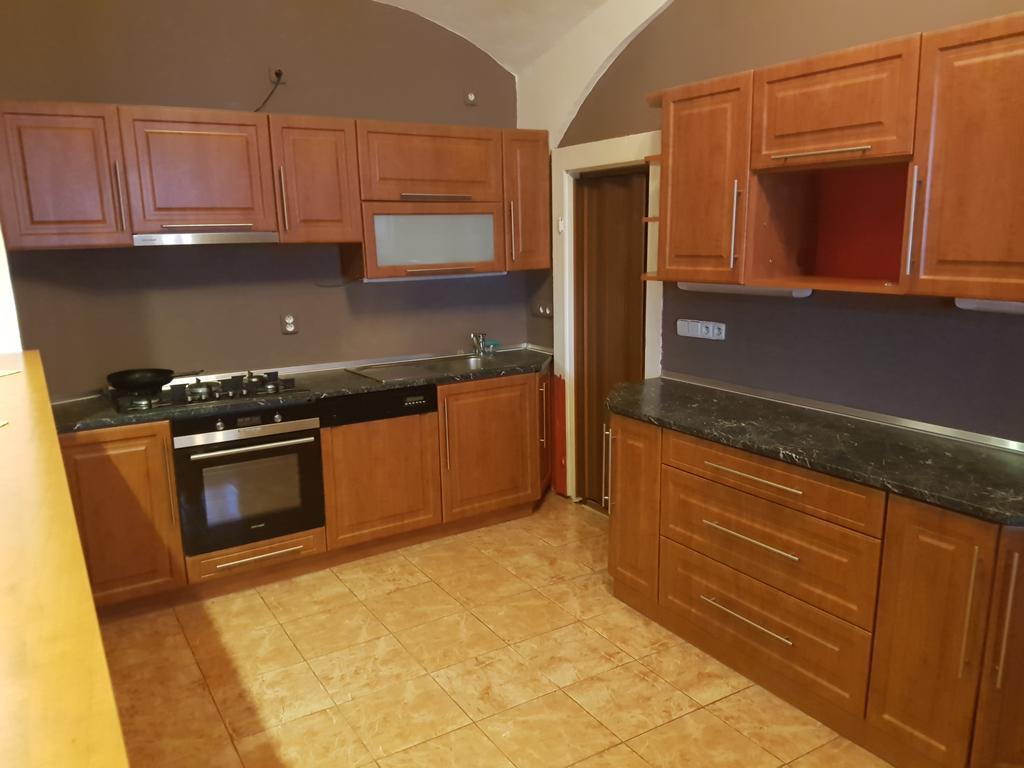 Hotel Koruna Rožnov pod Radhoštěm Zewnętrze zdjęcie