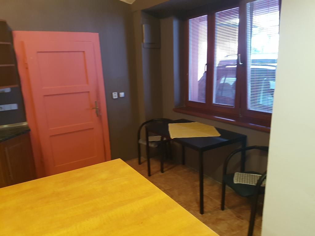 Hotel Koruna Rožnov pod Radhoštěm Zewnętrze zdjęcie